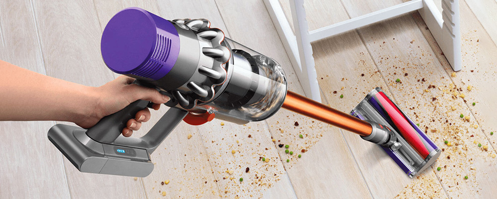 Dyson Cyclone V10 Absolute &mdash; лёгкий и манёвренный корпус
