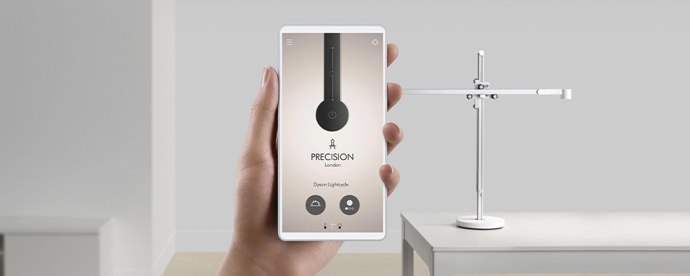 Сенсорное управление настольной лампой Dyson Lightcycle