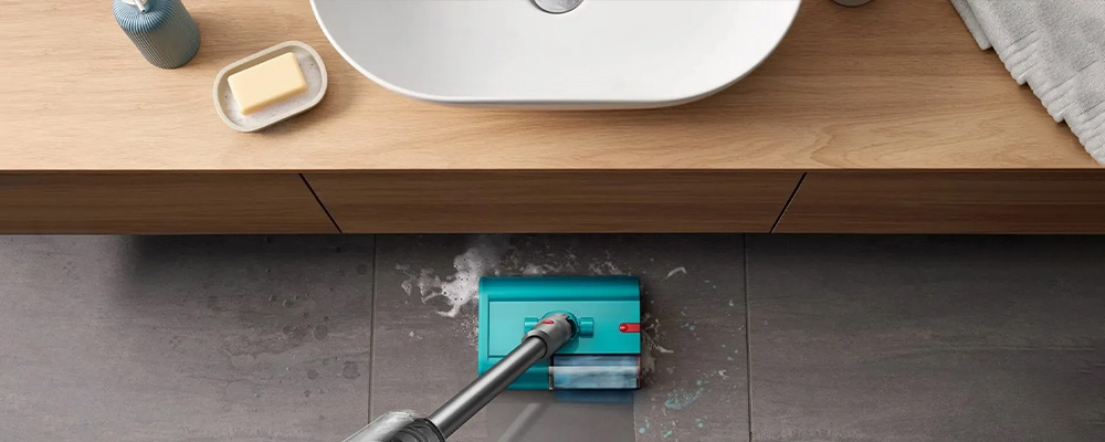 Удобная уборка с насадкой Dyson Submarine