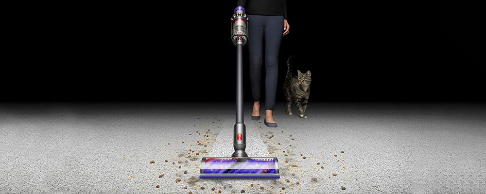 Dyson V11 Extra — щётка против волос